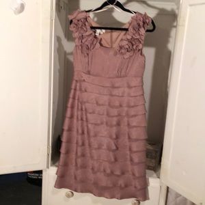 Shimmering pink ruffled party dress